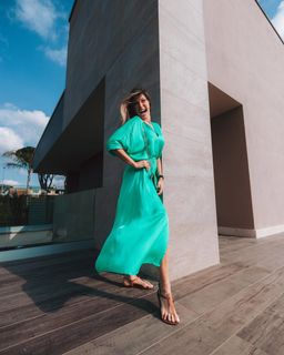 Catherine Fulop feet photo 17