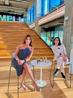 Catherine Fulop feet photo 1