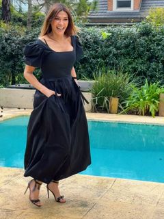 Catherine Fulop feet photo 1