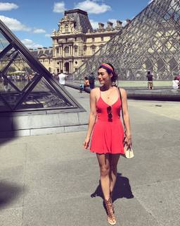 Catherine Haena Kim feet photo 3