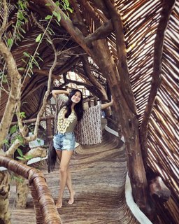 Catherine Haena Kim feet photo 4