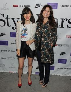 Catherine Keener feet photo thumbnail