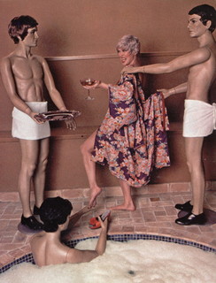 Catherine O'Hara feet photo thumbnail