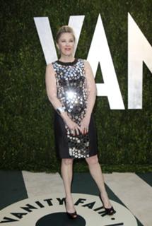 Catherine O'Hara feet photo thumbnail
