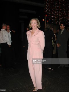 Catherine O'Hara feet photo thumbnail