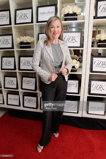 Catherine O'Hara feet photo thumbnail