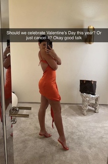 Catherine Paiz feet photo thumbnail