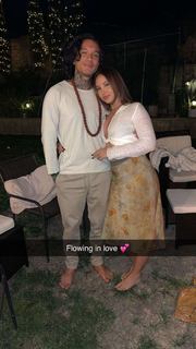 Catherine Paiz feet photo thumbnail