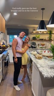 Catherine Paiz feet photo 2