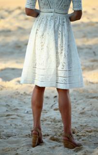 Catherine Princess of Wales feet photo thumbnail