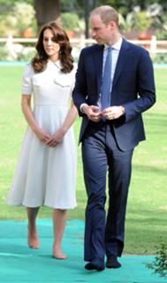 Catherine Princess of Wales feet photo thumbnail