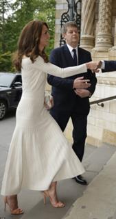 Catherine Princess of Wales feet photo thumbnail