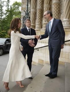 Catherine Princess of Wales feet photo thumbnail
