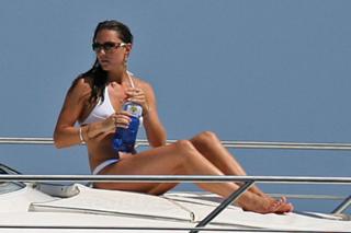 Catherine Princess of Wales feet photo thumbnail