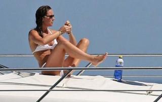 Catherine Princess of Wales feet photo thumbnail