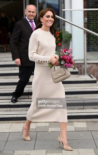 Catherine Princess of Wales feet photo thumbnail