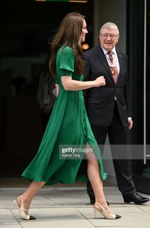 Catherine Princess of Wales feet photo thumbnail
