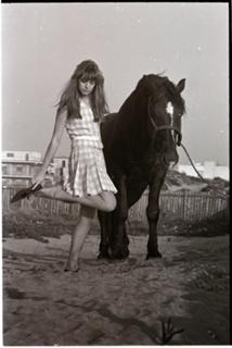 Catherine Spaak feet photo 11