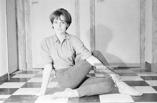 Catherine Spaak feet photo 17