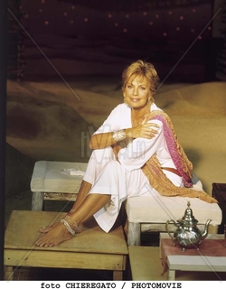 Catherine Spaak feet photo 17