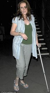 Catherine Tate feet photo 3