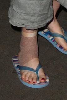 Catherine Tate feet photo 1