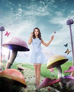 Catherine Tresa feet photo thumbnail