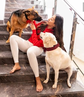 Catherine Tresa feet photo thumbnail