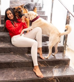 Catherine Tresa feet photo thumbnail