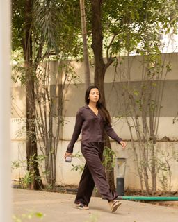 Catherine Tresa feet photo thumbnail