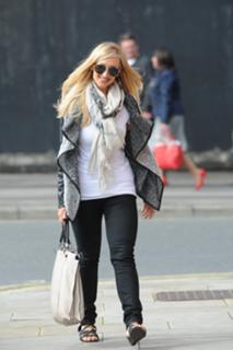 Catherine Tyldesley feet photo thumbnail