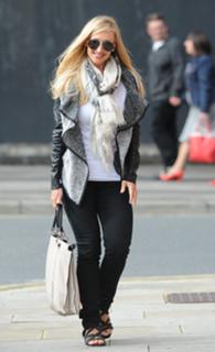Catherine Tyldesley feet photo thumbnail