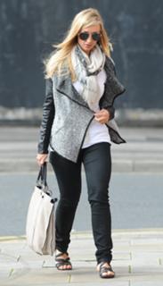 Catherine Tyldesley feet photo thumbnail