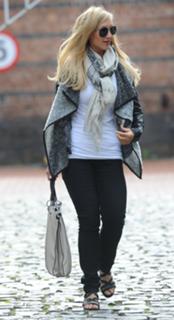 Catherine Tyldesley feet photo thumbnail