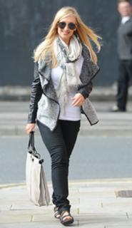Catherine Tyldesley feet photo thumbnail