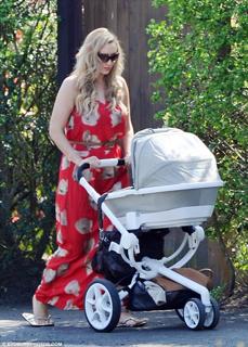 Catherine Tyldesley feet photo thumbnail