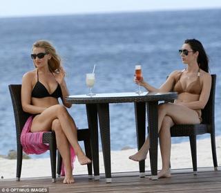 Catherine Tyldesley feet photo thumbnail