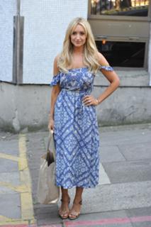 Catherine Tyldesley feet photo thumbnail