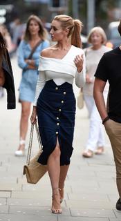 Catherine Tyldesley feet photo thumbnail