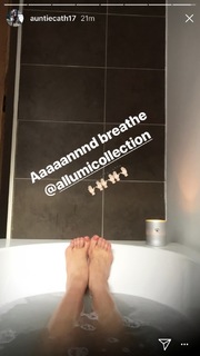Catherine Tyldesley feet photo thumbnail