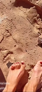 Catherine Tyldesley feet photo thumbnail