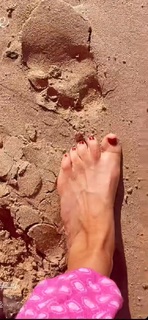 Catherine Tyldesley feet photo thumbnail