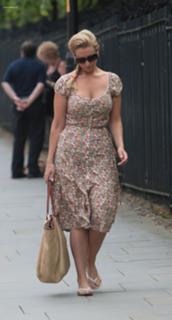 Catherine Tyldesley feet photo thumbnail