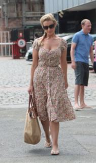 Catherine Tyldesley feet photo thumbnail