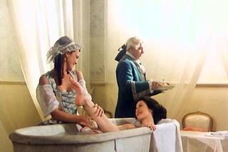 Catherine Zeta-Jones feet photo thumbnail