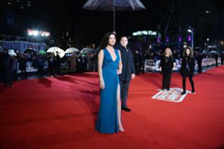 Catherine Zeta-Jones feet photo thumbnail