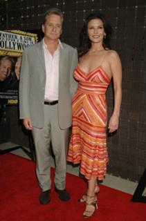 Catherine Zeta-Jones feet photo thumbnail