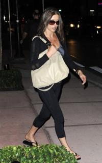 Catherine Zeta-Jones feet photo thumbnail