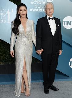 Catherine Zeta-Jones feet photo thumbnail
