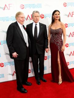 Catherine Zeta-Jones feet photo thumbnail